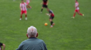 様々なgkスタイルと変わることがないgkの役割 ゴールキーピングと準備と実行 Football Coaching Laboratory